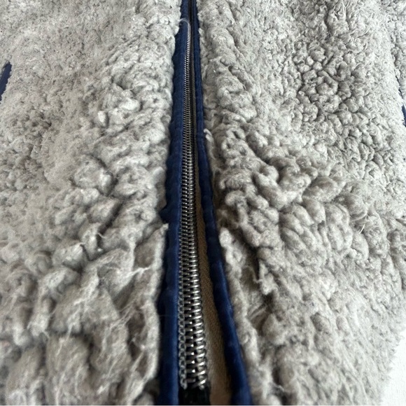 Simply southern Women’s faux fur vest size small lined gray - Picture 10 of 16